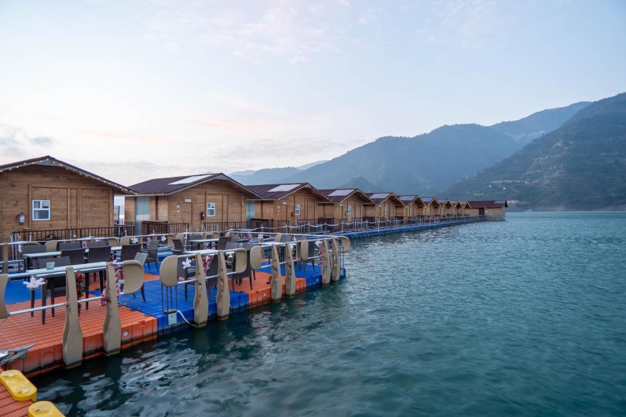 Le Roi Floating Huts & Eco Rooms Tehri New Tehri Exterior photo